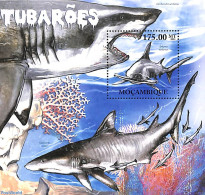 Mozambique 2011 Sharks S/s, Mint NH, Nature - Fish - Sharks - Vissen