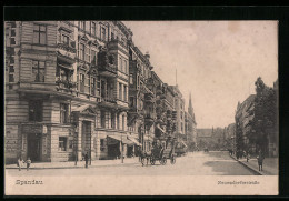 AK Berlin-Spandau, Neuendorferstrasse Mit Gasthaus Bierquelle Grosser  - Spandau