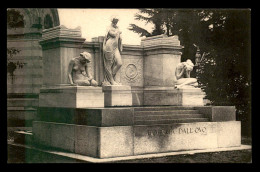 ITALIE - MILANO - CIMITERO MONUMENTALE - MONUMENTO FAMIGLIA DALI'OVO - SCULTORE LUIGI SECCHI' - Milano