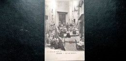 06 , Grasse , Rue De Fontète Et Ses Habitantes Début 1900..........petite Marque Vers Milieu - Grasse