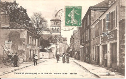 THIVIERS (24) La Rue Du Docteur Jules-Theulier En 1912 (Belle Animation) - Thiviers
