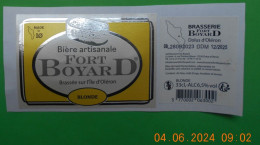 1  ETIQUETTE  De  BIERE   BRASSERIE   FORT  BOYARD    BLONDE      17550  DOLUS D' OLERON   33 CL - Bier