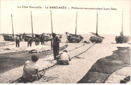 FR66 LE BARCARES - Navarro - Pêcheurs Raccommodant Les Filets - Animée - Belle - Fishing