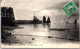 62 BOULOGNE SUR MER  Carte Postale Ancienne [REF / 58848] - Autres & Non Classés