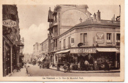 Le Vesinet Animée Rue Du Maréchal Foch Commerces "Sunlight-Savon" "Omega" Voiture - Le Vésinet