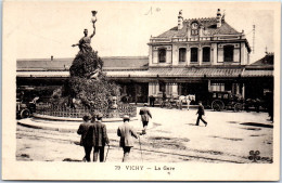 03 VICHY Carte Postale Ancienne /REF -VP0374 - Sonstige & Ohne Zuordnung