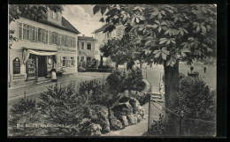 AK Bad Soden, Strassenpartie Bei Der Uhrmacherei Emil Petri, Brunnen No. 5  - Bad Soden