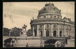 AK Berlin, Am Kaiser-Friedrich-Museum  - Mitte