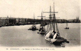 Bordeaux - Les Bateaux De Terre Neuve Dans La Rade - Fischerei