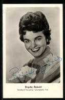 AK Schauspielerin Brigitte Rabald, Mit Original Autograph  - Schauspieler