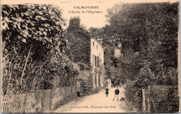 CPA  95 - VALMONDOIS - L'ENTREE DE L'ORGIVEAUX - Valmondois