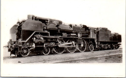 TRAIN LOCOMOTIVE MACHINE B54 Carte Postale Ancienne /REF -VP9857 - Trains