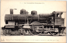 TRAIN LOCOMOTIVE MACHINE 2411 Carte Postale Ancienne /REF -VP9819 - Trains