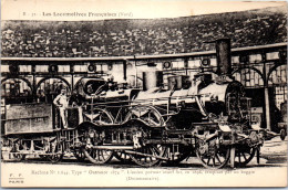 TRAIN LOCOMOTIVE MACHINE 2.844 Carte Postale Ancienne /REF -VP9874 - Trains