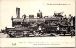 TRAIN LOCOMOTIVE MACHINE 2.910 Carte Postale Ancienne /REF -VP9833 - Trains