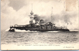 BATEAUX DE GUERRE LE BOUVINES Carte Postale Ancienne /REF -VP9656 - Krieg