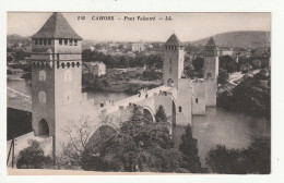 46 . Cahors . Le Pont Valentré .  - Cahors