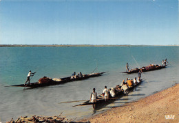 ALGERIE SCENES ET TYPES CANOES - Scènes & Types