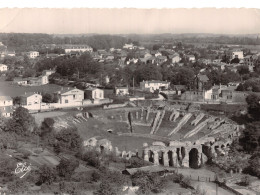 17 SAINTES LES ARENES - Saintes