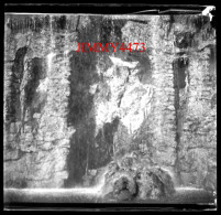 NICE En 1898 - Cascade Du Château - Plaque De Verre - Taille 44 X 45 Mll - Glass Slides