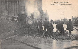 75 PARIS CRUE UNE POMPE - Paris Flood, 1910