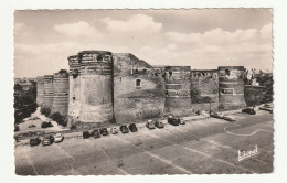 49 . Angers . Château . Automobiles . 1956 - Angers