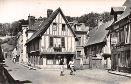 27 BERNAY RUE DES SOURCES - Bernay