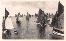 17 L ILE DE RE BATEAUX DE PECHE 402 - Ile De Ré