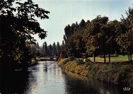 03 VICHY PARC OMNISPORTS PIERRE COULON - Vichy