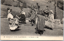 63 TYPES D'AUVERGNE Carte Postale Ancienne /REF -VP3499 - Autres & Non Classés