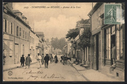 CPA Dompierre-sur-Besbre, Avenue De La Gare  - Other & Unclassified