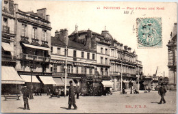 86 POITIERS - Place D'armes Cote Nord. - Poitiers