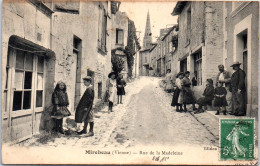 86 MIRABEAU - Rue De La Madeleine. - Mirebeau