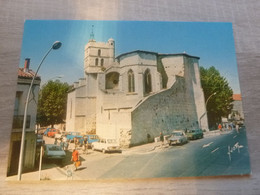 Frontignan - L'Eglise - 10/8845 - Editions D'Art Yvon - Année 1970 - - Kirchen U. Kathedralen