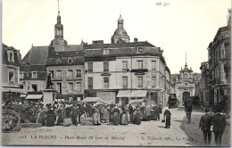 72 LA FLECHE - La Place Henri IV Jour De Marche  - La Fleche