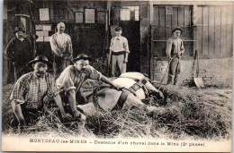 71 MONTCEAU LES MINES - Descente D'un Cheval Dans La Mine  - Montceau Les Mines