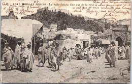 MAROC - MOULAY IDRISS - Une Rue De La Ville Sainte  - Autres & Non Classés