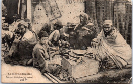 MAROC - Groupe D'artisans Indigenes Au Travail. - Andere & Zonder Classificatie