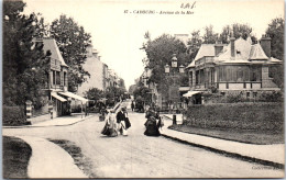 14 CABOURG - L'avenue De La Mer. - Otros & Sin Clasificación