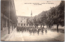 33 SAINTE FOY - La Cour De Recreation & Les Cloitres  - Autres & Non Classés