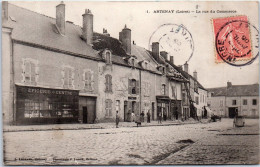 45 ARTENAY - La Rue Du Commerce.  - Artenay