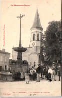 81 DOURGNE - La Fontaine Et L'eglise. - Dourgne