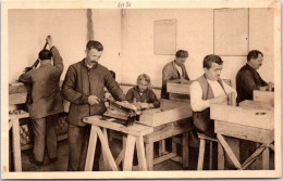 81 CARMAUX - Les Mines, Atelier De Brosserie Des Aveugles  - Carmaux