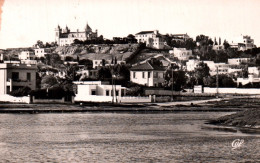 CPSM - CARTHAGE - La Colline St Louis Vue Des Ports Puniques... Edition CAP (format 9x14) - Tunisia