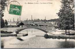 45 BRIARE - Les Gares Et L'usine.  - Briare