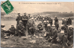 MILITARIA - Une Grande Halte, Preparation Du Cafe  - Sonstige & Ohne Zuordnung