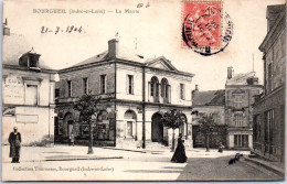 37 BOURGUEIL - La Mairie Et La Place. - Andere & Zonder Classificatie