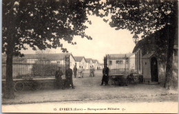 27 EVREUX - Baraquement Militaire.  - Evreux