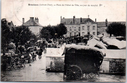 41 BRACIEUX - Place De L'hotel De Ville, Un Jour De Marche  - Other & Unclassified