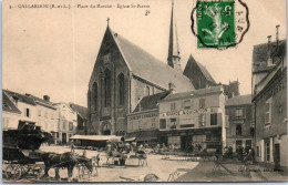 28 GALLARDON - Place Du Marche Et L'eglise Saint Pierre  - Sonstige & Ohne Zuordnung